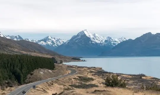 New Zealand Lake Where Is Hot In February