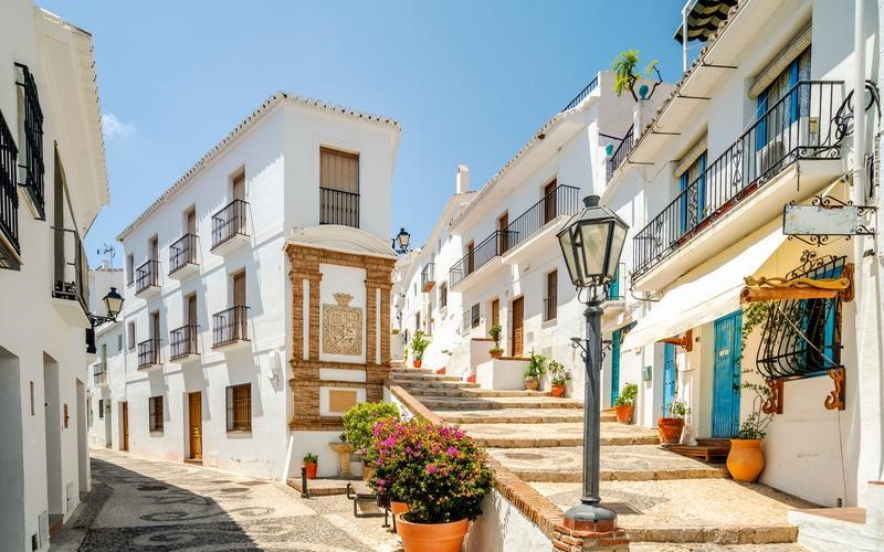 sesm_Frigiliana_Spain_800x500.jpg